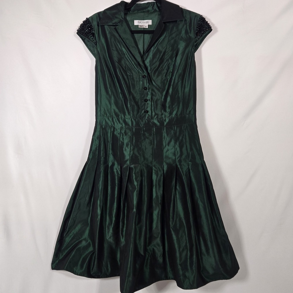 Kay Unger New York Dark Green Cocktail Dress Size 10 Beaded Shoulder Cap Sleeve